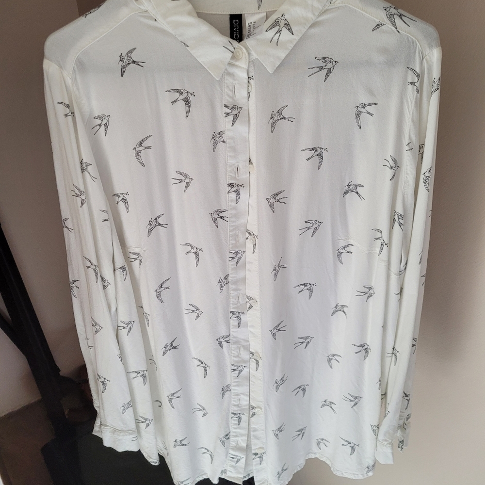 White dress shirt